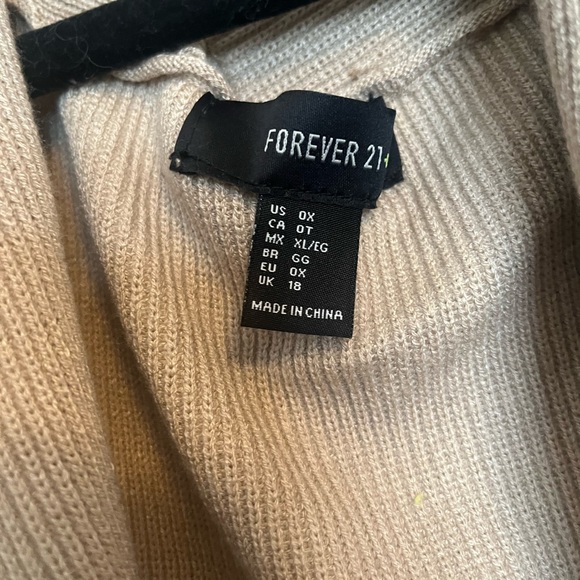 Forever 21 Vest - Picture 4 of 5